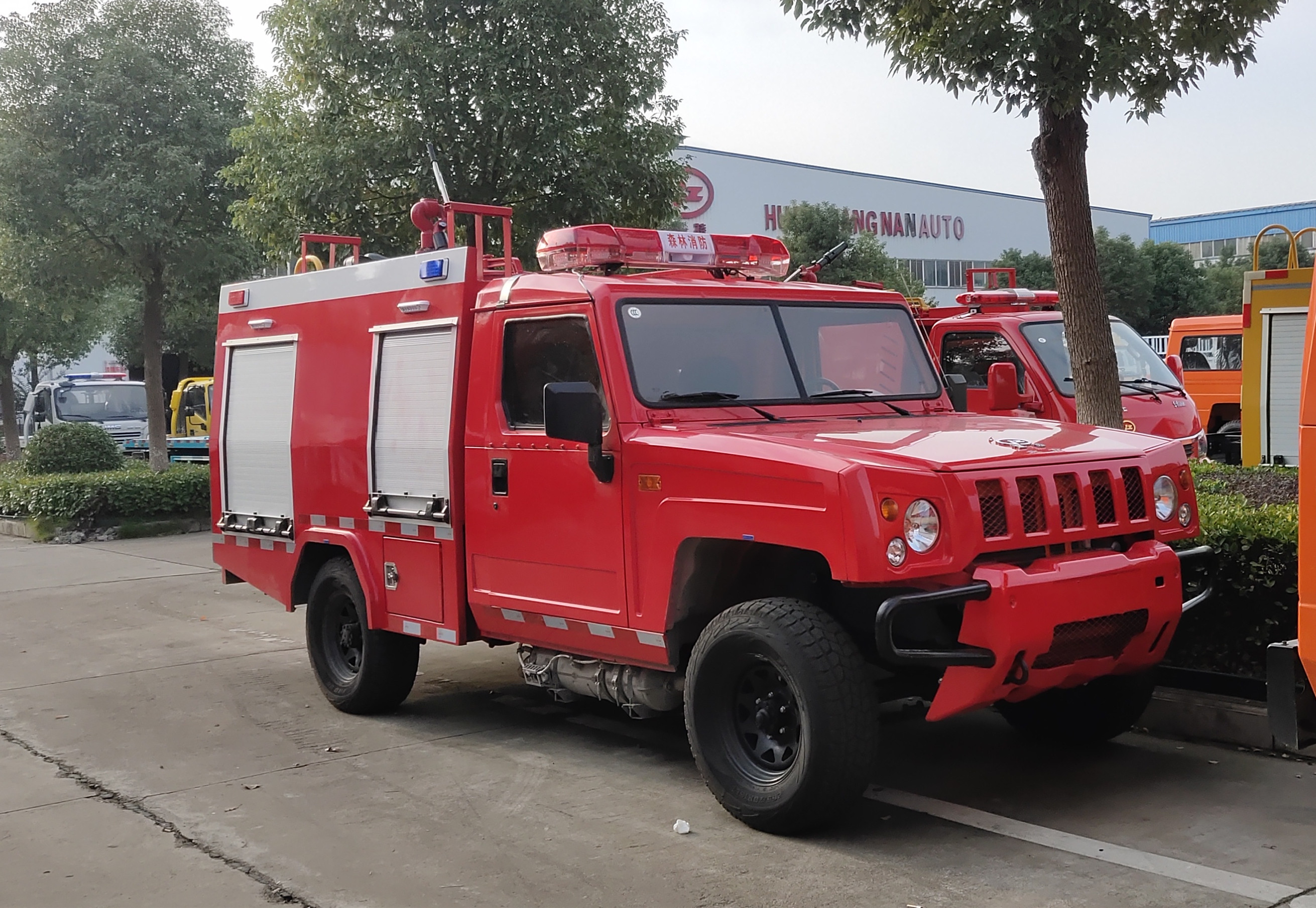 四驅(qū)消防車